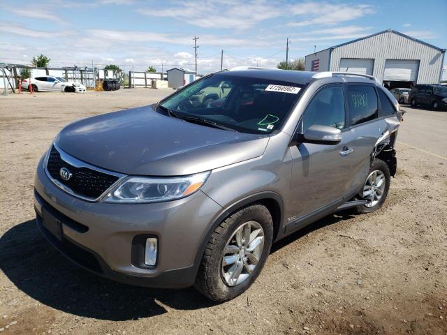 Photo 2 from auction – 2015 KIA SORENTO LX with VIN 5XYKTCA67FG584968