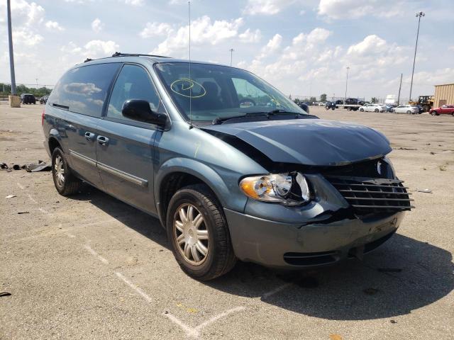 CHRYSLER TOWN & COU 2005 with VIN 2C4GP54L65R412898 - Photo from auction