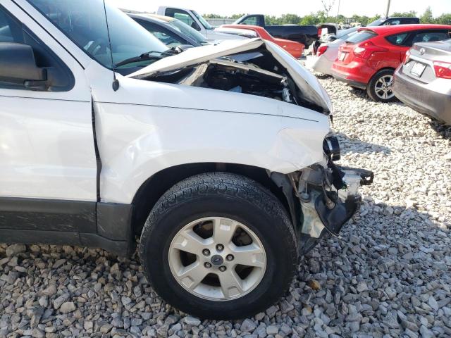 صورة رقم 9 من المزاد - 2005 FORD ESCAPE XLT مع VIN 1FMCU93135DA14495