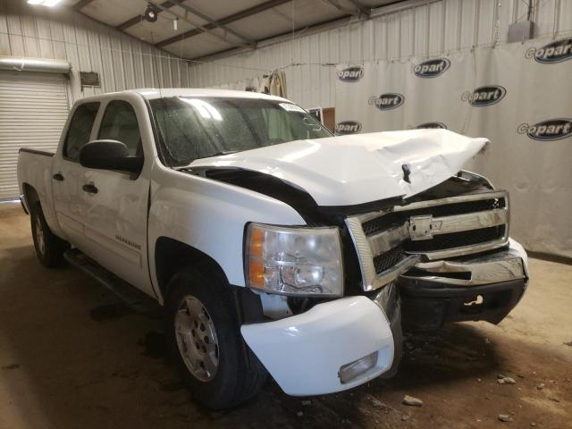 CHEVROLET SILVERADO 2011 with VIN 3GCPCSE0XBG241041 - Photo from auction