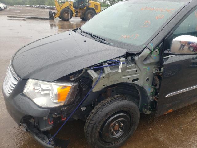 Photo 9 from auction – 2012 CHRYSLER TOWN & COU with VIN 2C4RC1CG2CR150179