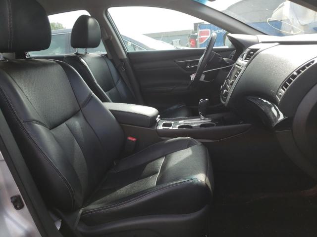 Photo 5 from auction – 2017 NISSAN ALTIMA 2.5 with VIN 1N4AL3AP0HC232316