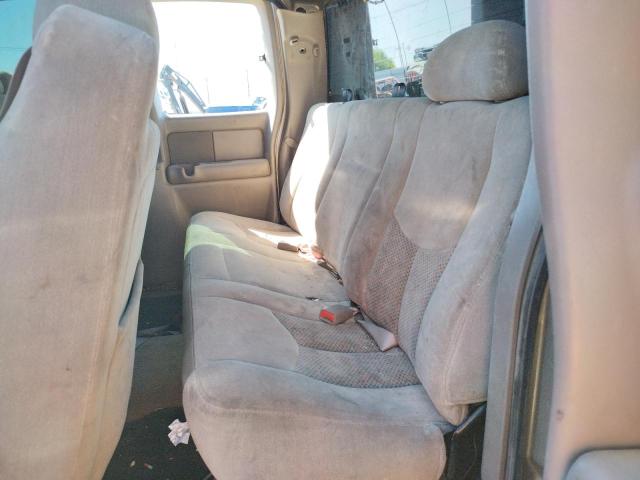 Photo 6 from auction – 2004 CHEVROLET SILVERADO with VIN 1GCHC292X4E368852