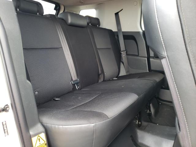 Photo 6 from auction – 2013 TOYOTA FJ CRUISER with VIN JTEBU4BF9DK169686