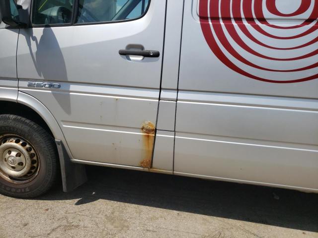Photo 9 from auction – 2006 DODGE SPRINTER 2 with VIN WD0PD744965898982
