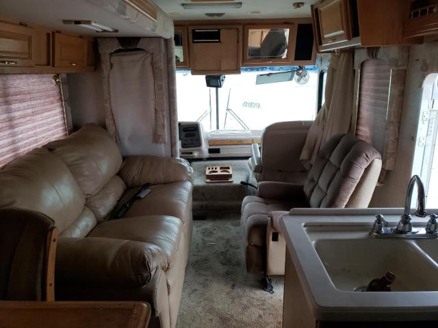 Photo 5 from auction – 1997 DOLP MOTORHOME with VIN 3FCMF53GXVJA25533