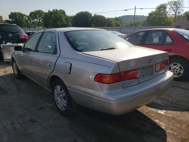 Photo 3 from auction – 2000 TOYOTA CAMRY CE with VIN JT2BG22K8Y0467296