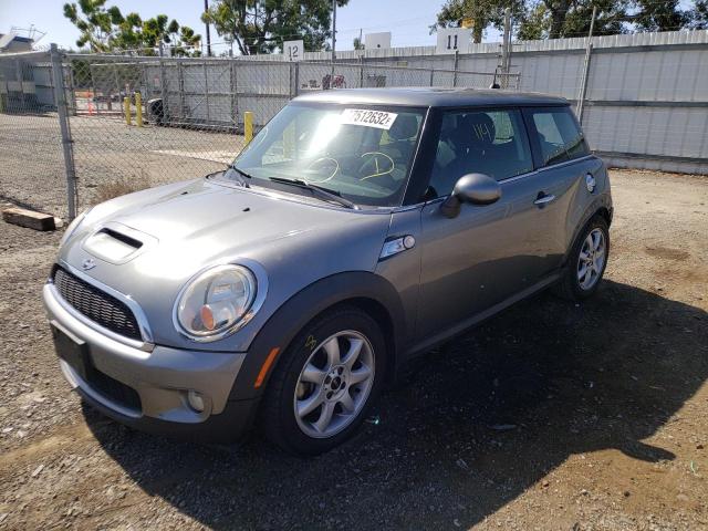 Photo 2 from auction – 2007 MINI COOPER S with VIN WMWMF73597TL90909