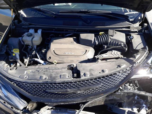 Photo 7 from auction – 2018 CHRYSLER PACIFICA L with VIN 2C4RC1GG8JR311447