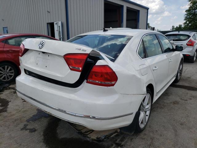 Photo 4 from auction – 2015 VOLKSWAGEN PASSAT SE with VIN 1VWBS7A32FC044641