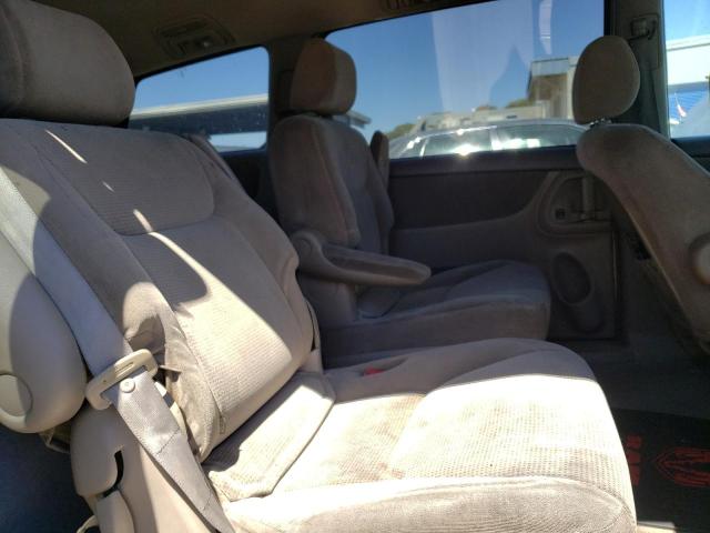 Photo 6 from auction – 2004 TOYOTA SIENNA with VIN 5TDZA23CX4S095143