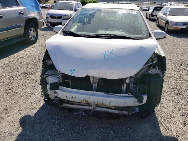 Photo 9 from auction – 2013 TOYOTA PRIUS C with VIN JTDKDTB34D1048803
