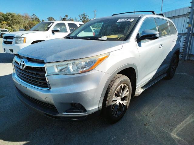 Фото 2 с аукциона – 2016 TOYOTA HIGHLANDER с VIN 5TDBKRFH6GS244330