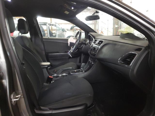 Photo 5 from auction – 2012 CHRYSLER 200 TOURIN with VIN 1C3CCBBB7CN146292