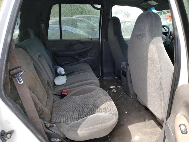 Photo 6 from auction – 2000 FORD EXPEDITION with VIN 1FMRU1661YLB83038