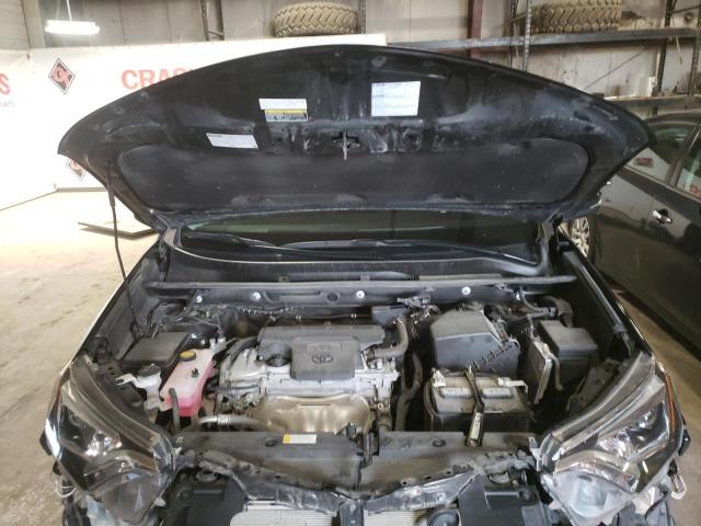 Photo 7 from auction – 2017 TOYOTA RAV4 LIMIT with VIN 2T3DFREVXHW602291