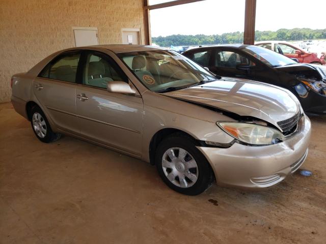 TOYOTA CAMRY LE 2004 with VIN 4T1BE32KX4U929892 - Photo from auction