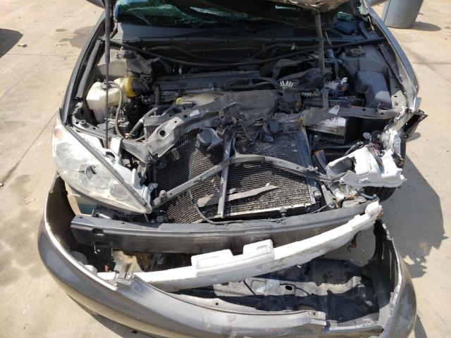 Photo 9 from auction – 2005 TOYOTA CAMRY LE with VIN 4T1BE32K85U578028