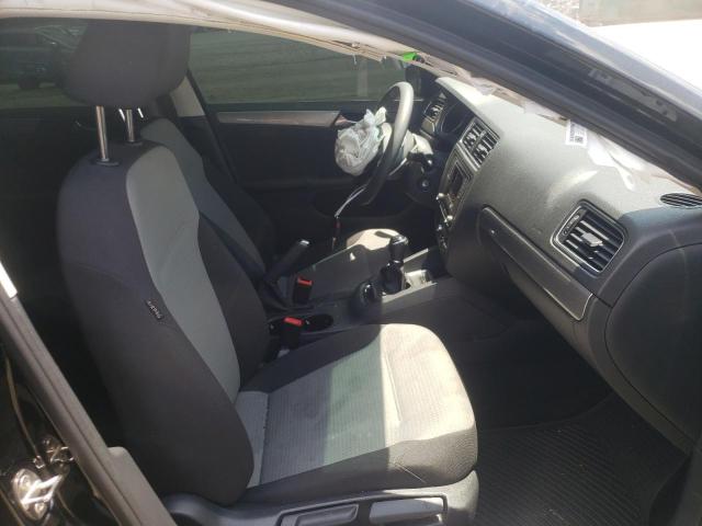 Photo 5 from auction – 2017 VOLKSWAGEN JETTA S with VIN 3VW167AJ9HM333886