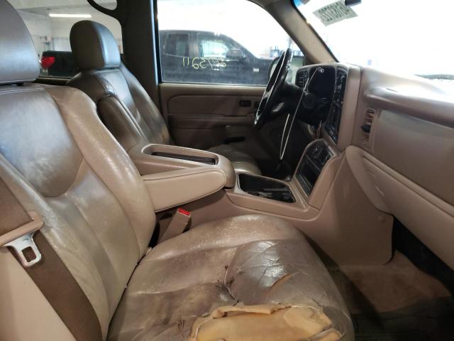Photo 5 from auction – 2004 CHEVROLET SUBURBAN with VIN 3GNFK16Z94G161407