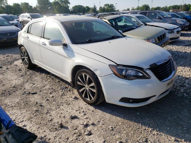CHRYSLER 200 TOURIN 2014 with VIN 1C3CCBBB3EN101935 - Photo from auction