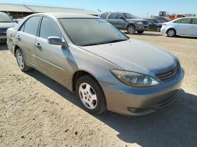 TOYOTA CAMRY LE 2002 with VIN 4T1BE32K52U619940 - Photo from auction