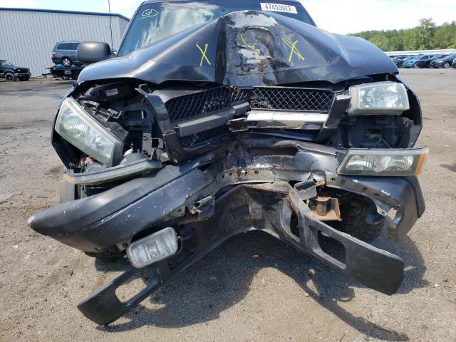Photo 9 from auction – 2004 CHEVROLET AVALANCHE with VIN 3GNEK12T64G136879