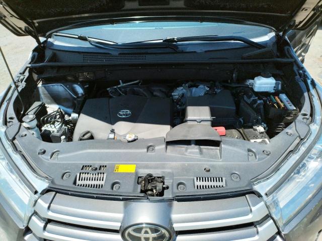 Photo 7 from auction – 2019 TOYOTA HIGHLANDER with VIN 5TDBZRFHXKS985990