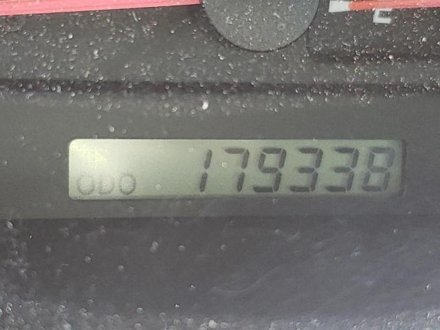 Photo 8 from auction – 2003 TOYOTA CAMRY LE with VIN JTDBE32K830239486