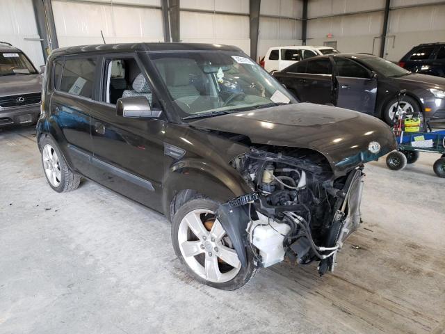 KIA SOUL + 2010 with VIN KNDJT2A22A7098867 - Photo from auction
