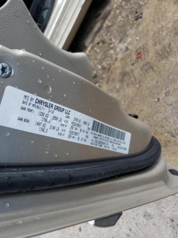 Photo 10 from auction – 2014 CHRYSLER TOWN & COU with VIN 2C4RC1BG8ER324549