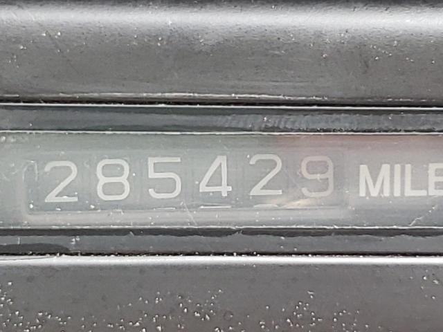Zdjęcie 8 z aukcji – 1990 LEXUS LS 400 z VIN JT8UF11E3L0031276