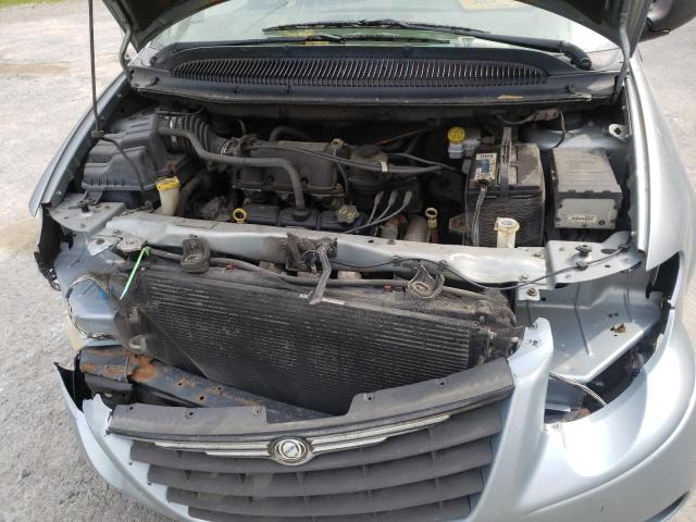 Photo 7 from auction – 2005 CHRYSLER TOWN AND C with VIN 2C4GP54LX5R102172
