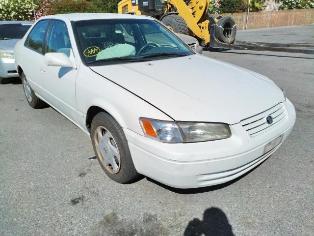 TOYOTA CAMRY LE 1997 with VIN JT2BF22K2V0066664 - Photo from auction