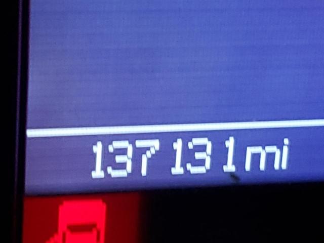 Photo 8 from auction – 2015 CHRYSLER TOWN & COU with VIN 2C4RC1BG4FR644940