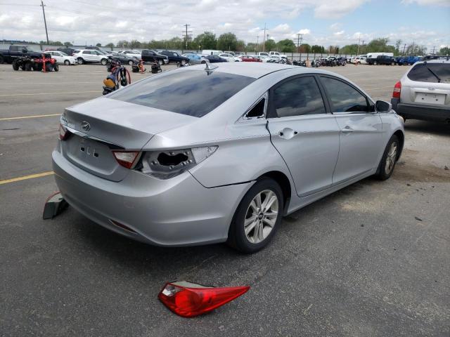 Photo 4 from auction – 2012 HYUNDAI SONATA GLS with VIN 5NPEB4AC5CH377771