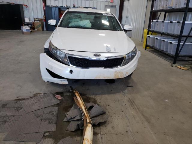 Photo 9 from auction – 2011 KIA OPTIMA LX with VIN KNAGM4A73B5058872