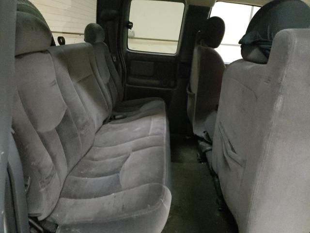 Photo 6 from auction – 2003 GMC NEW SIERRA with VIN 2GTEK19T431332485