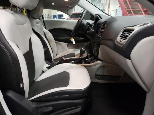 Photo 5 from auction – 2018 JEEP COMPASS LA with VIN 3C4NJDBB2JT185813