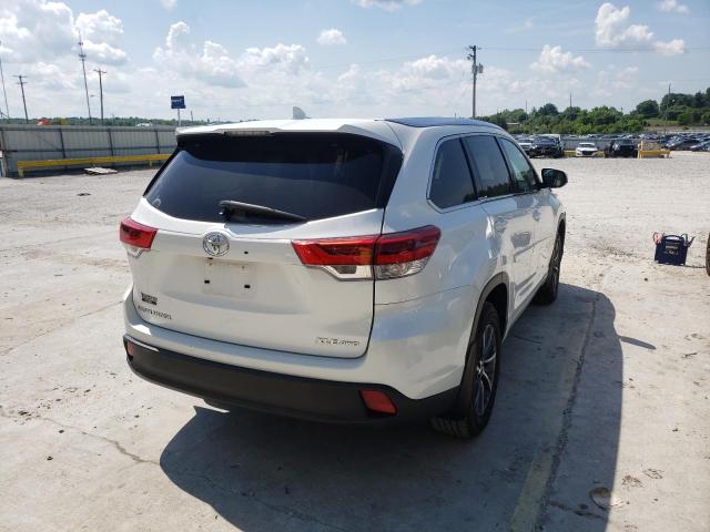 Photo 4 from auction – 2018 TOYOTA HIGHLANDER with VIN 5TDJZRFH5JS551745