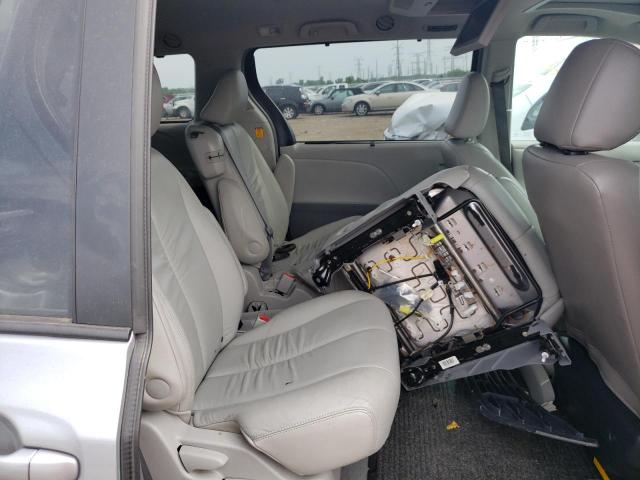 Photo 6 from auction – 2011 TOYOTA SIENNA XLE with VIN 5TDYK3DC2BS051731