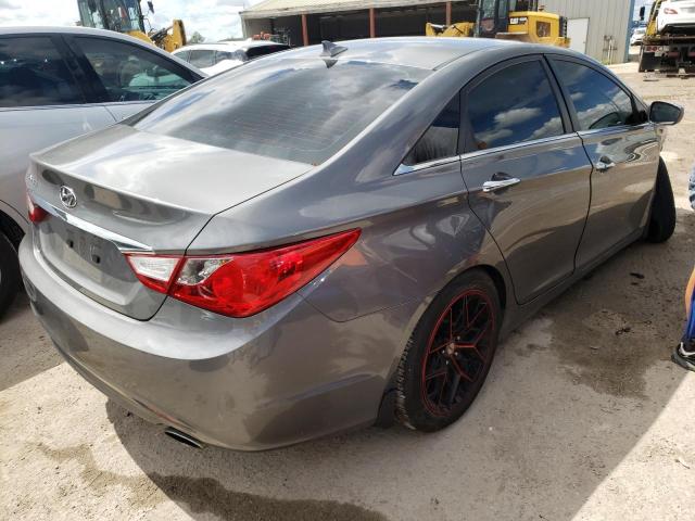 Photo 4 from auction – 2013 HYUNDAI SONATA SE with VIN 5NPEC4AC3DH808414