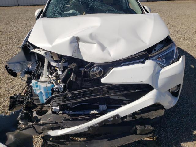 Photo 7 from auction – 2018 TOYOTA RAV4 ADVEN with VIN JTMRFREV7JD235844