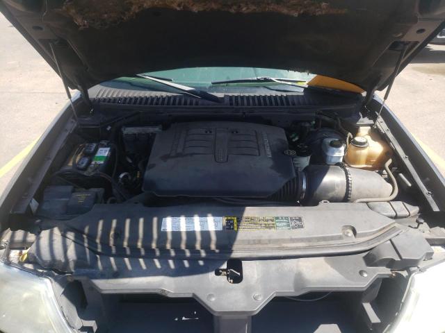 Photo 7 from auction – 2004 LINCOLN NAVIGATOR with VIN 5LMFU27R64LJ16766