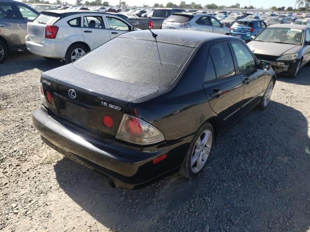 Photo 4 from auction – 2002 LEXUS IS 300 with VIN JTHBD192620059174