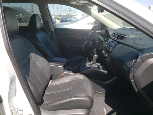 Photo 5 from auction – 2019 NISSAN ROGUE S with VIN 5N1AT2MT6KC797377
