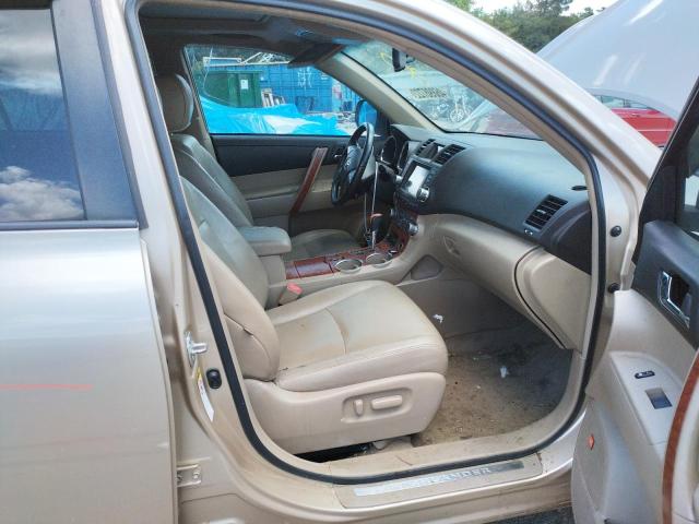 Photo 5 from auction – 2010 TOYOTA HIGHLANDER with VIN 5TDYK3EH3AS010484