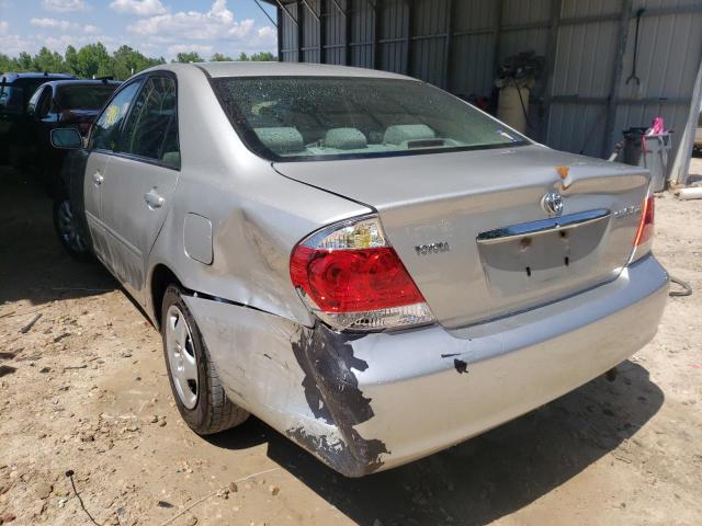 Photo 3 from auction – 2005 TOYOTA CAMRY LE with VIN 4T1BE32K55U047935