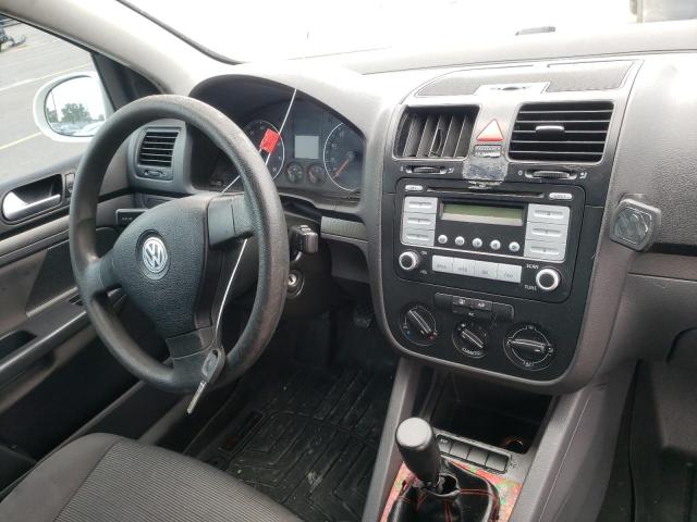 Photo 9 from auction – 2007 VOLKSWAGEN RABBIT with VIN WVWAS71K17W063929