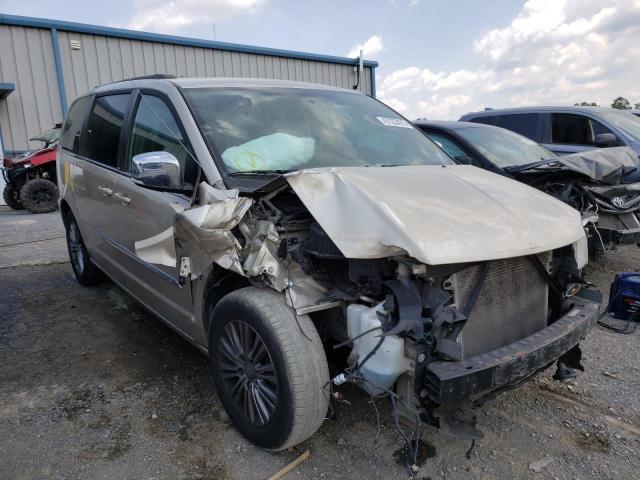 Photo 1 from auction – 2014 CHRYSLER TOWN & COU with VIN 2C4RC1CG6ER332731